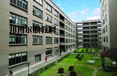 成都信息工程職業(yè)技術(shù)學(xué)校怎么樣、好不好