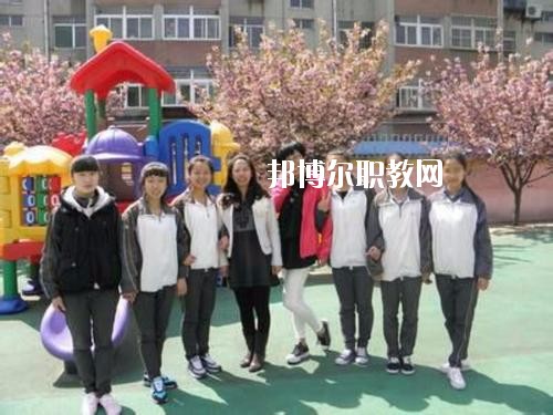 鄭州軟件應(yīng)用中等專(zhuān)業(yè)學(xué)校2021年學(xué)費(fèi)、收費(fèi)多少