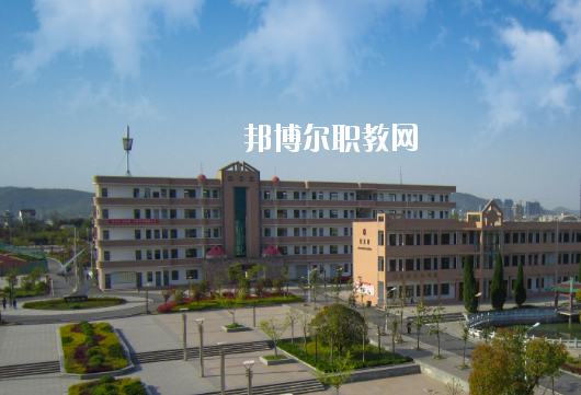 蕪湖機械工程學校網(wǎng)站網(wǎng)址