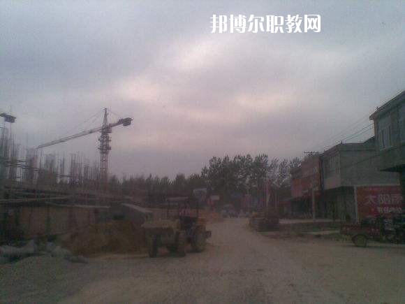 沈丘職業(yè)教育中心2021年報名條件、招生要求、招生對象
