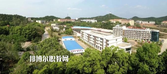 綿陽(yáng)交通技工學(xué)校2020年報(bào)名條件、招生要求、招生對(duì)象