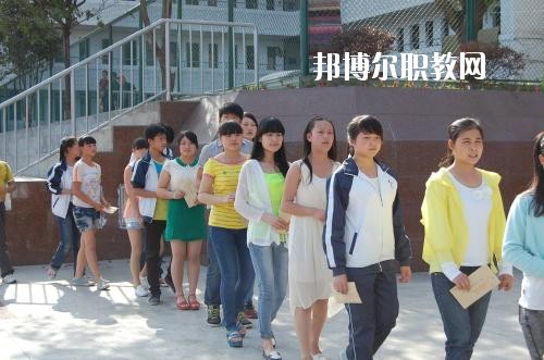 達(dá)州職業(yè)高級(jí)中學(xué)2020年報(bào)名條件、招生要求、招生對(duì)象