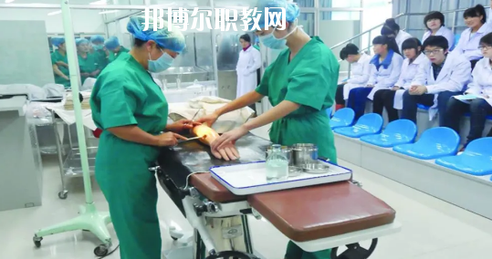 甘肅省臨夏州職業(yè)技術(shù)學(xué)校2020年報名條件、招生要求、招生對象