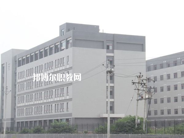 河南女子職業(yè)學(xué)院中專部2021年學(xué)費、收費多少