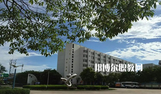 合肥經(jīng)濟(jì)貿(mào)易科技學(xué)校怎么樣、好不好