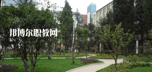貴陽白云區(qū)職業(yè)技術(shù)學(xué)校2020年報名條件、招生要求、招生對象