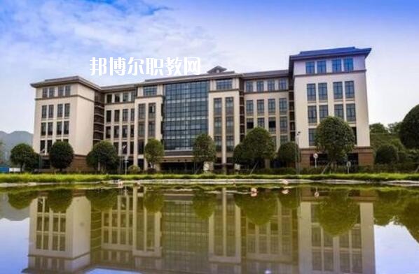 重慶2020年哪個(gè)大專(zhuān)學(xué)校衛(wèi)校好