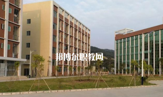 龍門縣職業(yè)技術(shù)學(xué)校2020年報名條件、招生要求、招生對象