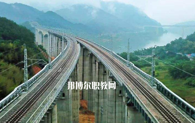 甘肅2020年高鐵學(xué)校哪個(gè)專(zhuān)業(yè)好