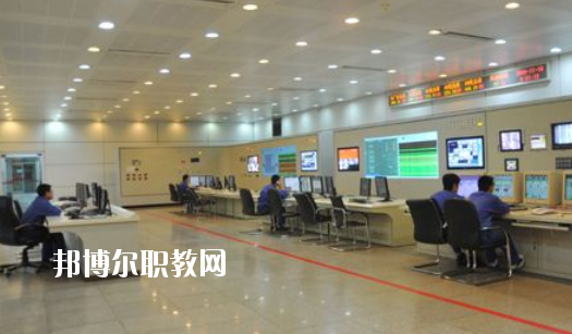 安徽2020年男生讀鐵路學校學什么專業(yè)好