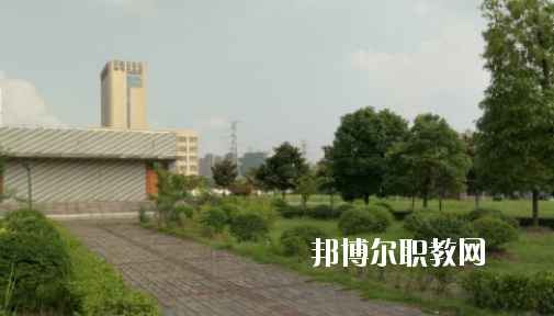 安徽2020年男生讀鐵路學校好嗎
