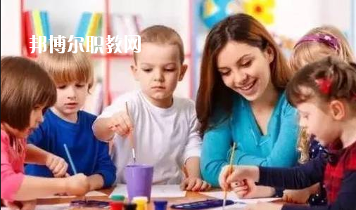 湖北2020年去讀幼師學(xué)校學(xué)什么對(duì)以后好一點(diǎn)