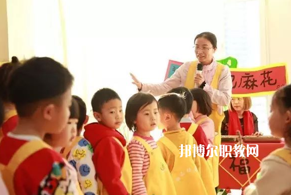 湖北2020年讀幼師學(xué)?？梢钥即髮W(xué)嗎