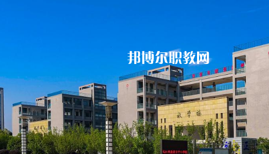 皖江職業(yè)教育中心學(xué)校2020年報(bào)名條件、招生要求、招生對(duì)象