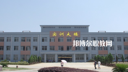 江西2020年女生學鐵路學校