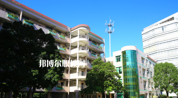 東莞經(jīng)濟貿(mào)易學(xué)校2020年學(xué)費、收費多少