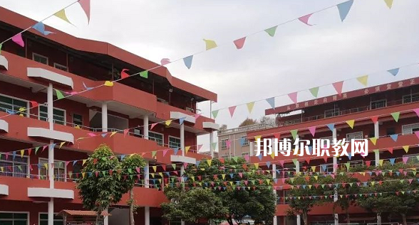 東莞鼎文職業(yè)技術(shù)學(xué)校2021年報名條件、招生要求、招生對象