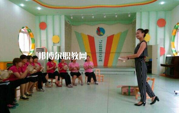 武漢2021年有哪些收幼師學校的大專