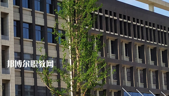 安徽天柱山旅游學(xué)校2021年報(bào)名條件、招生要求、招生對(duì)象