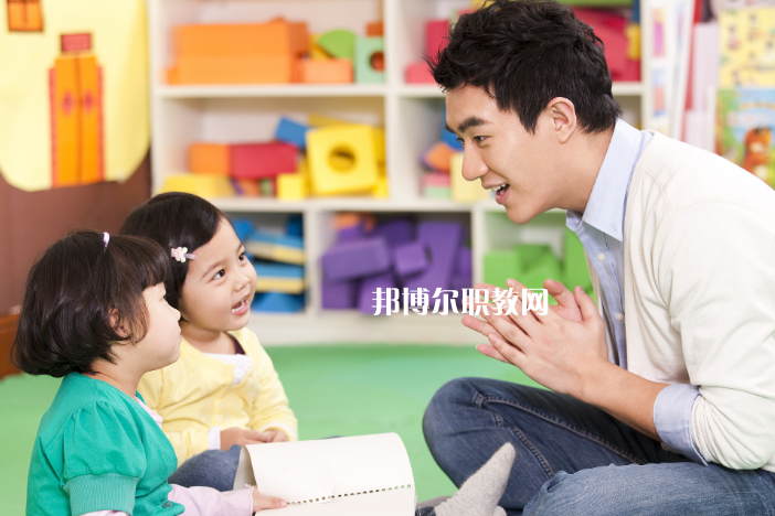 武漢2021年初中生怎么考幼師學校