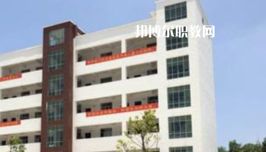 江西2021年初中生學(xué)鐵路學(xué)校怎么樣