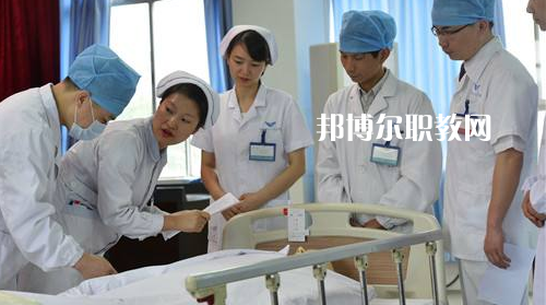 貴陽2021年衛(wèi)校學(xué)費多少