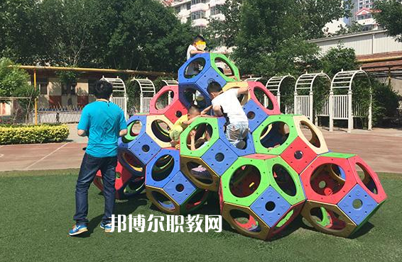 武漢2021年初中生可以讀什么幼師學(xué)校