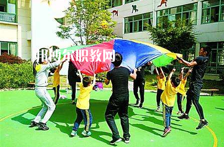 武漢2021年初中生報什么幼師學(xué)校好
