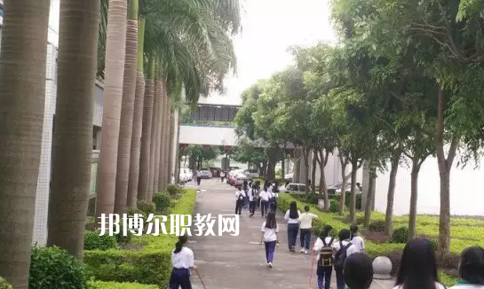 汕頭澄海職業(yè)技術(shù)學(xué)校2021年招生辦聯(lián)系電話(huà)