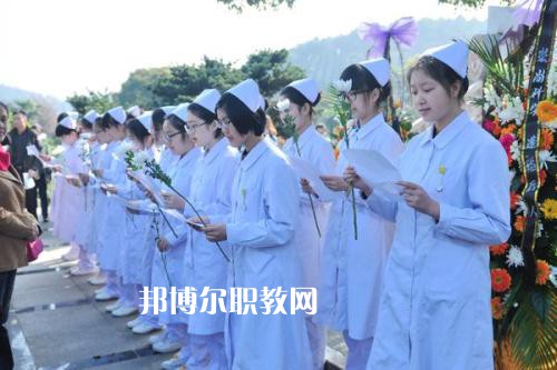成都2021年衛(wèi)校里面都有哪些專(zhuān)業(yè)