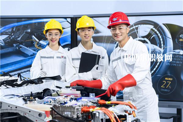 四川2021年現(xiàn)在汽修學校學什么專業(yè)好
