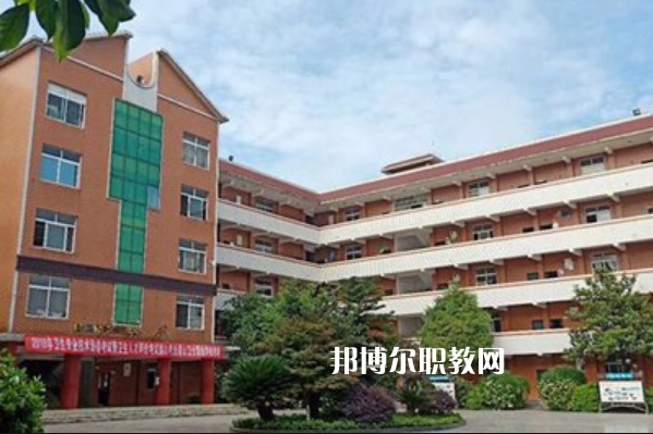 重慶2021年初中生報什么鐵路學(xué)校最好