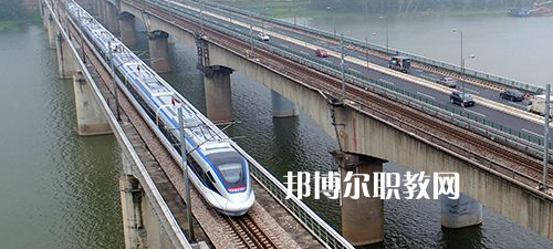 南寧2021年在鐵路學(xué)校學(xué)什么專業(yè)好