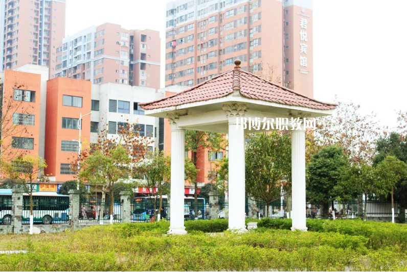 重慶2021年初中生可以上什么汽修學校