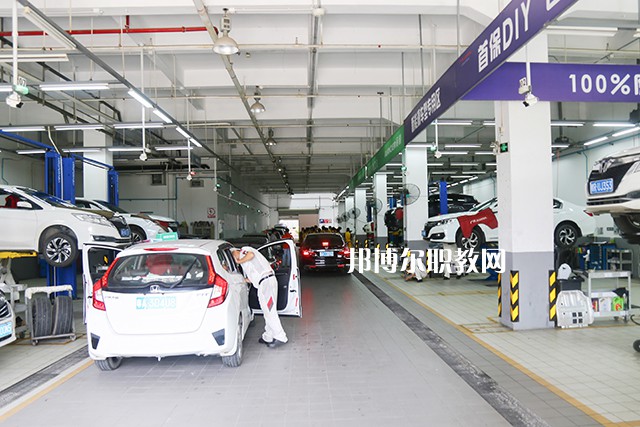 四川2021年汽修學(xué)校讀出來(lái)是什么文憑