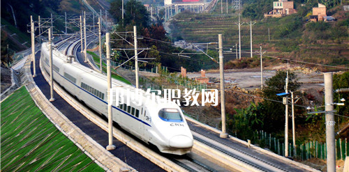 南寧2021年去鐵路學校學什么專業(yè)好
