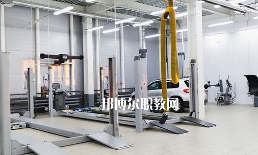 四川2021年讀汽修學(xué)校哪個專業(yè)好