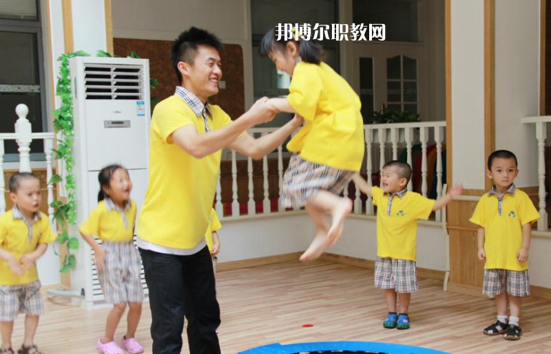 武漢2021年讀幼師學(xué)校學(xué)什么專業(yè)好