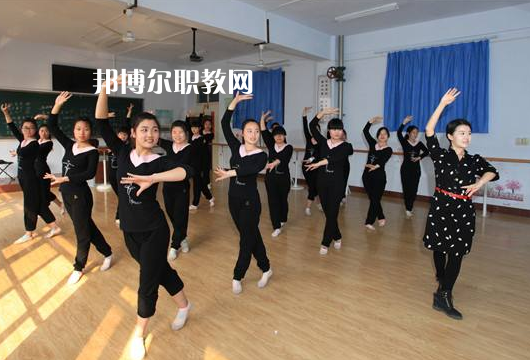 西安2021年女生學幼師學校有前途嗎
