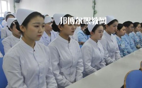 成都2021年初中生能學衛(wèi)校嗎