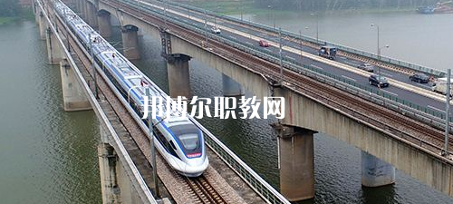 南寧2021年鐵路學(xué)校什么專業(yè)適合女生