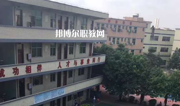 廣東領(lǐng)才技工學(xué)校2021年報(bào)名條件、招生要求、招生對(duì)象