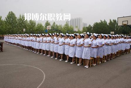 成都2021年女生學(xué)衛(wèi)校