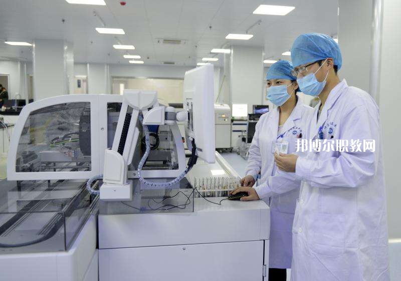 西安2021年男生上衛(wèi)校學什么好