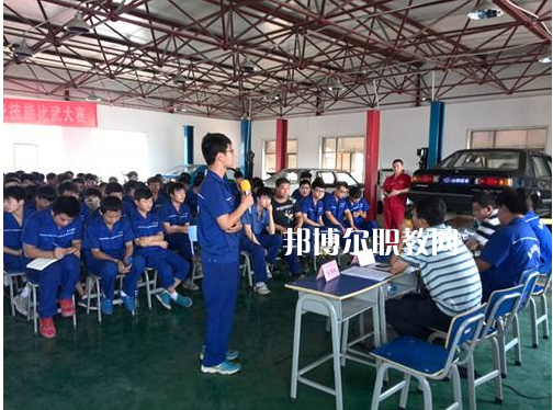 重慶2021年男生讀汽修學(xué)校怎么樣