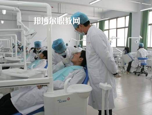 西安2021年女生上衛(wèi)校學什么專業(yè)好