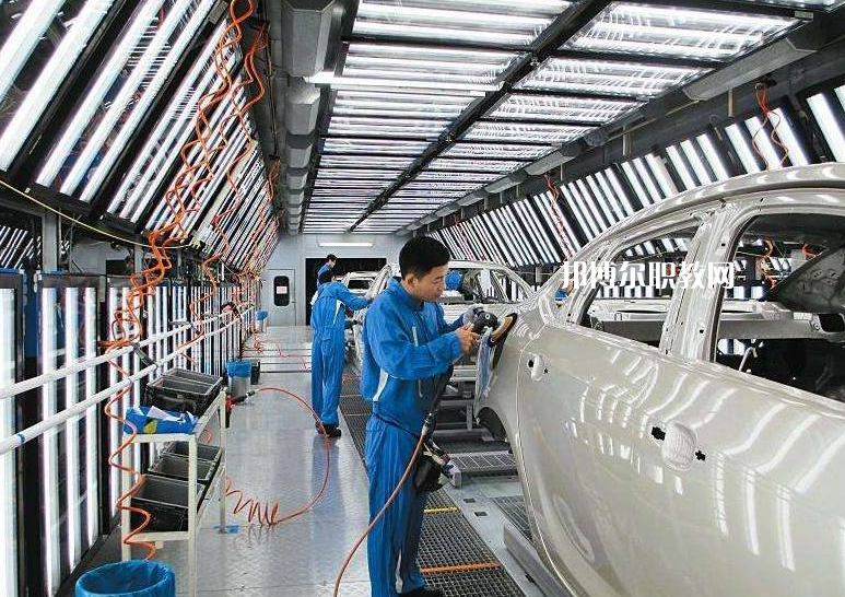 重慶2021年女生可以讀汽修學校嗎