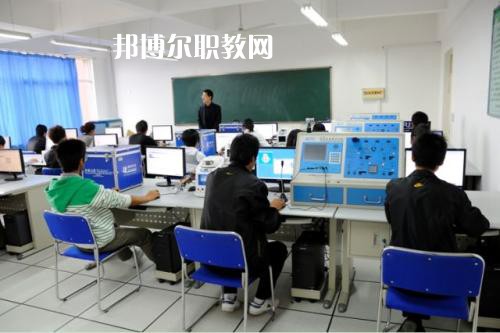成都2021年大專學(xué)校有哪些有計算機(jī)網(wǎng)絡(luò)技術(shù)學(xué)校