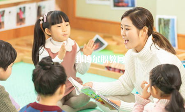 武漢2021年幼師學(xué)校是中專還是大專