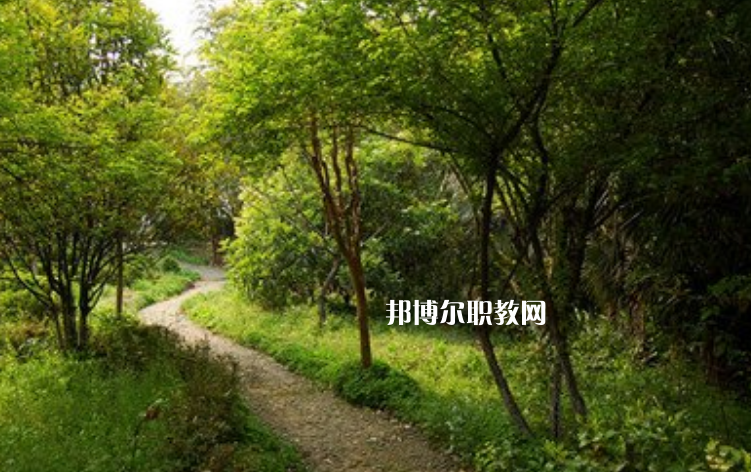 重慶船舶工業(yè)技工學校怎么樣、好不好